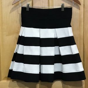 this Skirts - THIS striped high waist skirt ball gown style this Skirts - THIS striped high waist skirt ball gown style